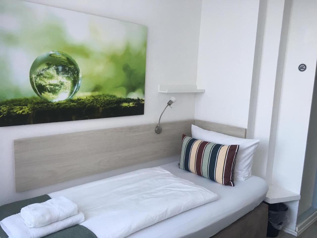 Boutique Hotel Krone - "Weser Perle" Bremen Bagian luar foto