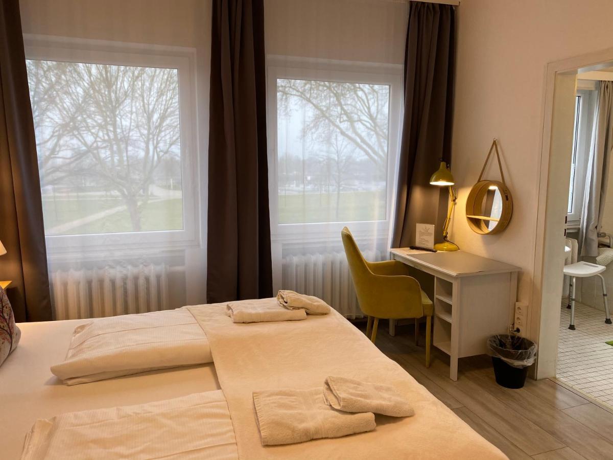 Boutique Hotel Krone - "Weser Perle" Bremen Bagian luar foto